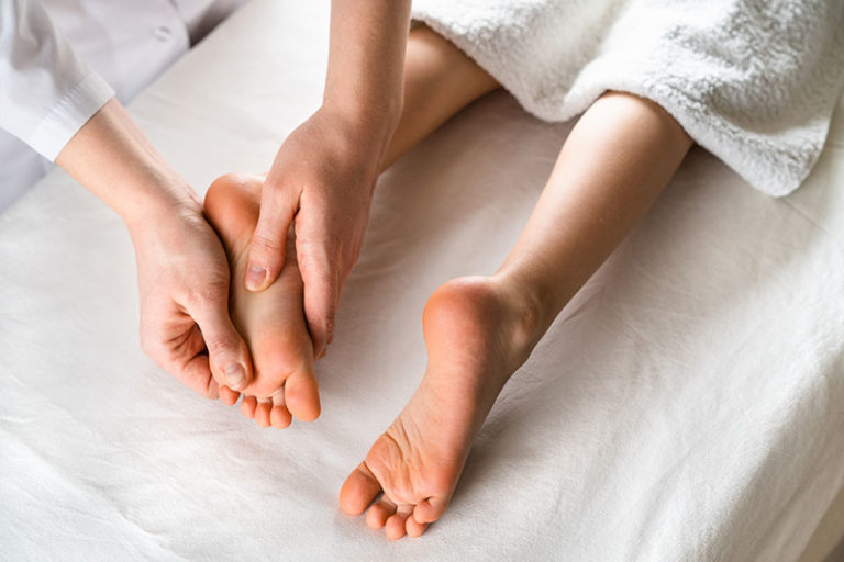 Massage métamorphique pieds
